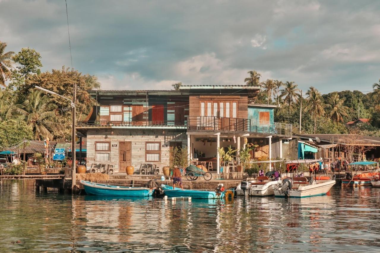 Baan Rabieng Talay Homestayบ้านระเบียงทะเล โฮมสเตย์เกาะกูด Ko Kut Kültér fotó
