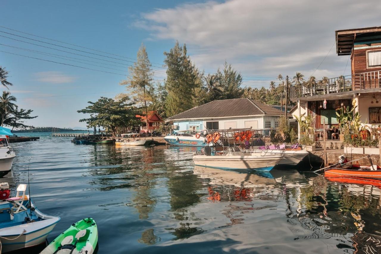 Baan Rabieng Talay Homestayบ้านระเบียงทะเล โฮมสเตย์เกาะกูด Ko Kut Kültér fotó