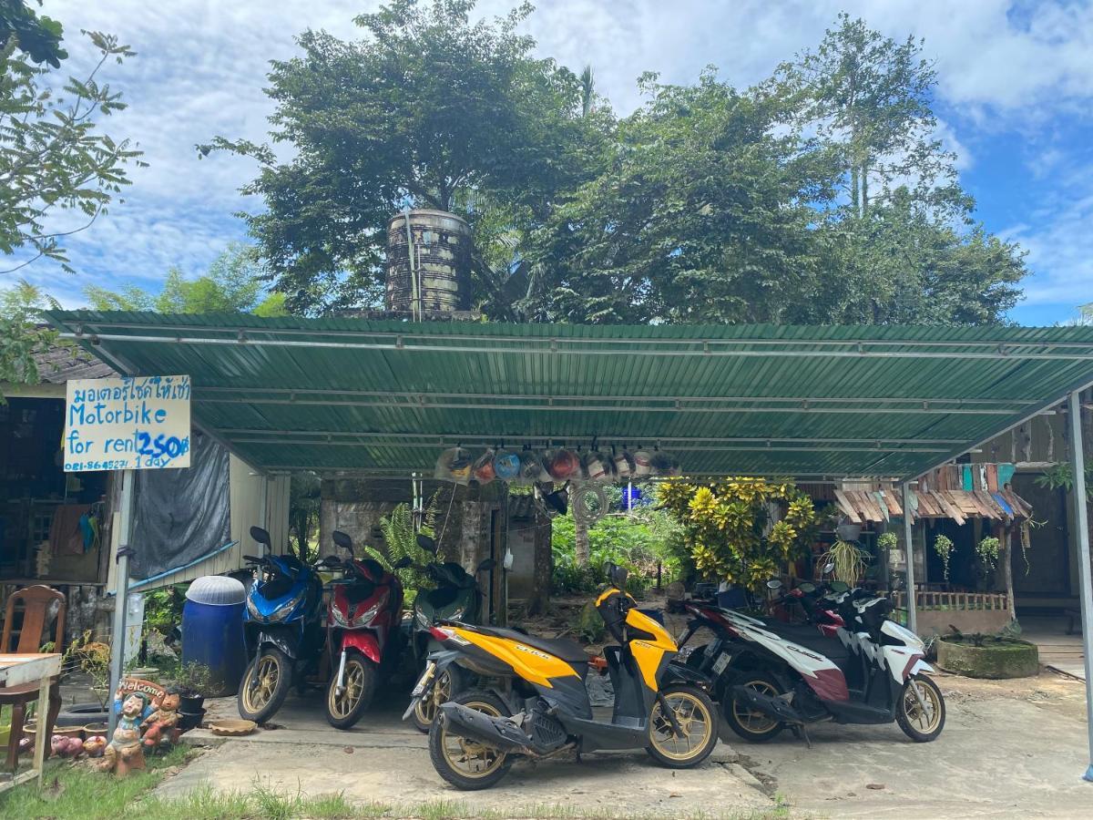 Baan Rabieng Talay Homestayบ้านระเบียงทะเล โฮมสเตย์เกาะกูด Ko Kut Kültér fotó